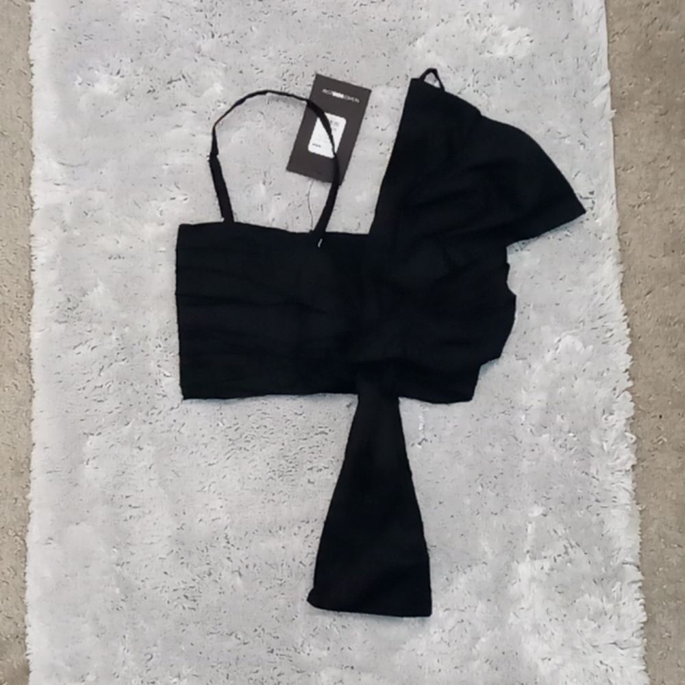 Fashion nova black put a bow on it cropped top